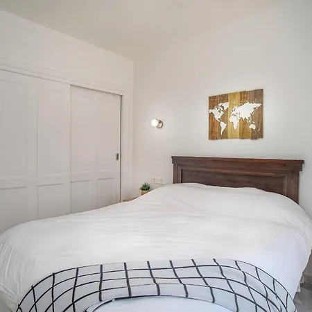 Apartment Beautiful 2 Bedrooms In Puerto Banus
