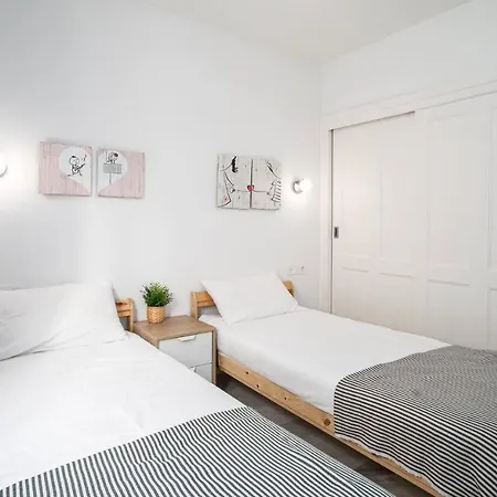 Apartment Beautiful 2 Bedrooms In Puerto Banus