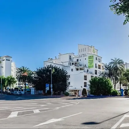 Apartment Beautiful 2 Bedrooms In Puerto Banus *